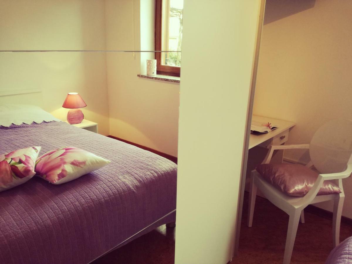 Room Kris Vilanija Eksteriør bilde